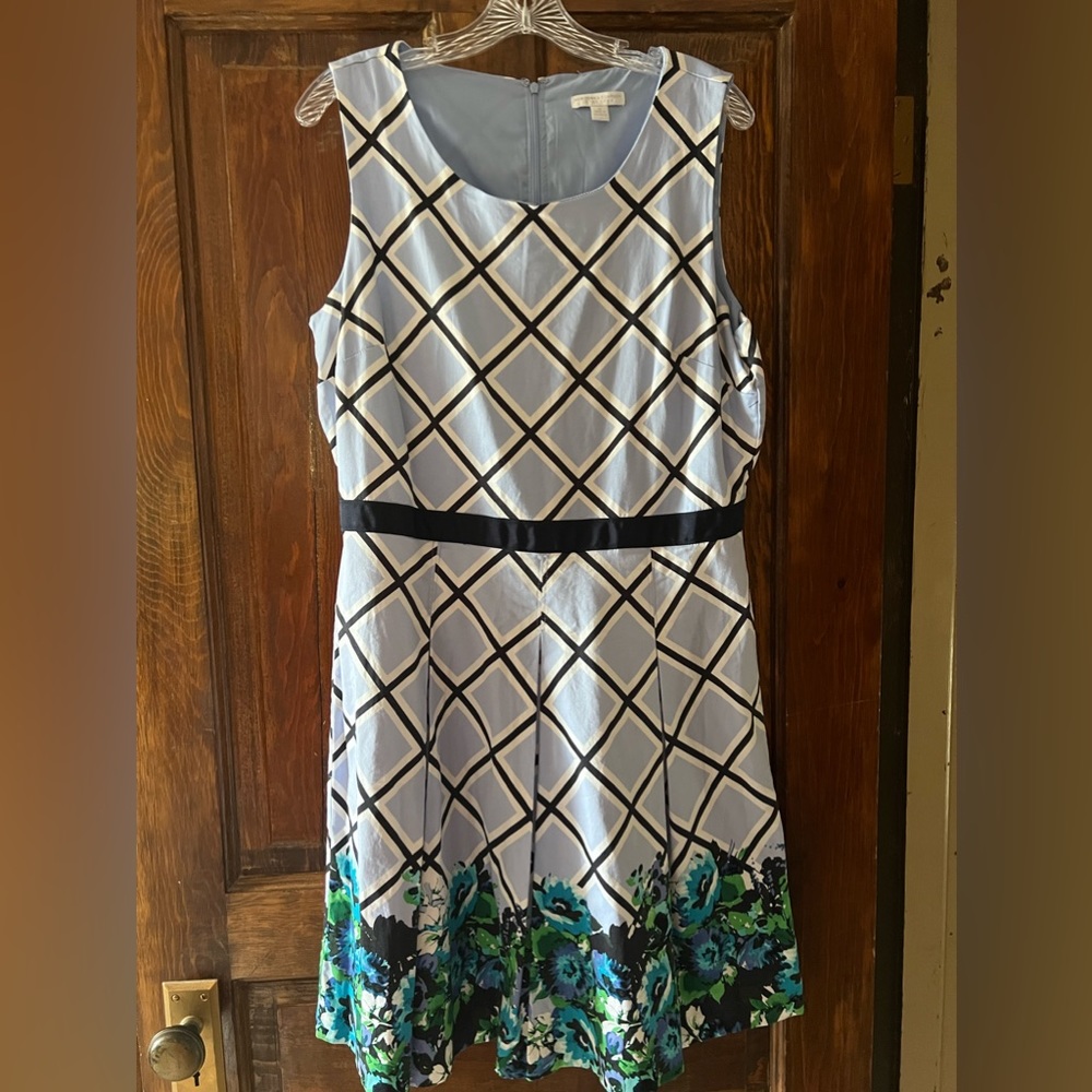 Size 14 cotton floral dress from New York & Co